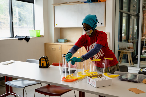 3D printing face shields